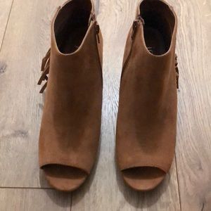 Brand new Jore ankle boots with fringe